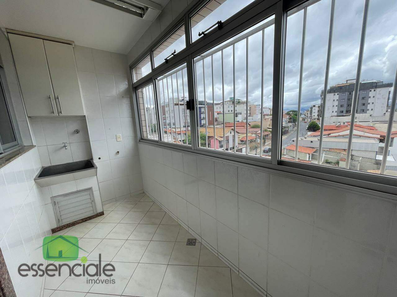 Cobertura à venda com 4 quartos, 240m² - Foto 6