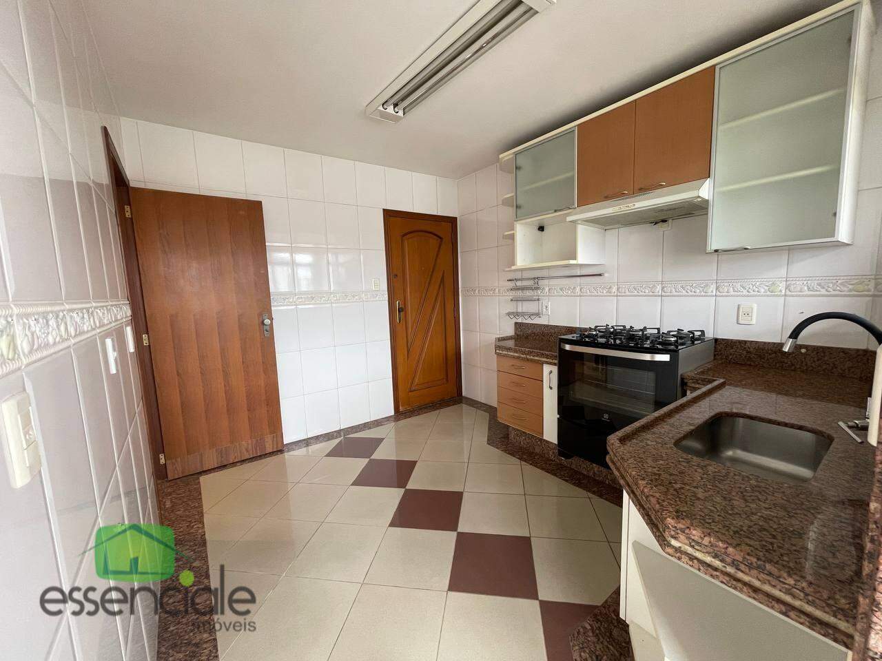 Cobertura à venda com 4 quartos, 240m² - Foto 7