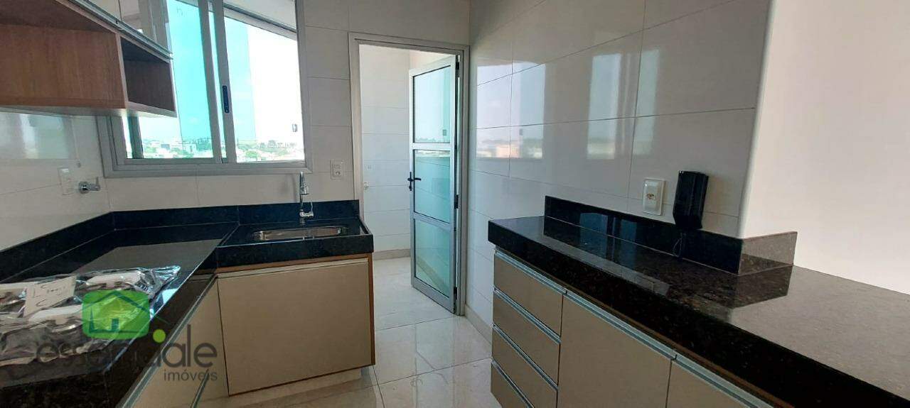 Apartamento à venda com 2 quartos, 58m² - Foto 1