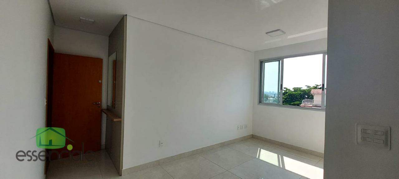 Apartamento à venda com 2 quartos, 58m² - Foto 2