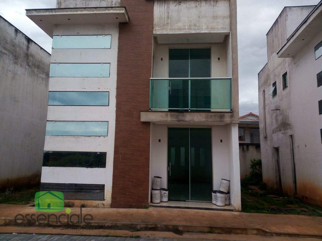 Casa de Condomínio para alugar com 3 quartos, 115m² - Foto 3