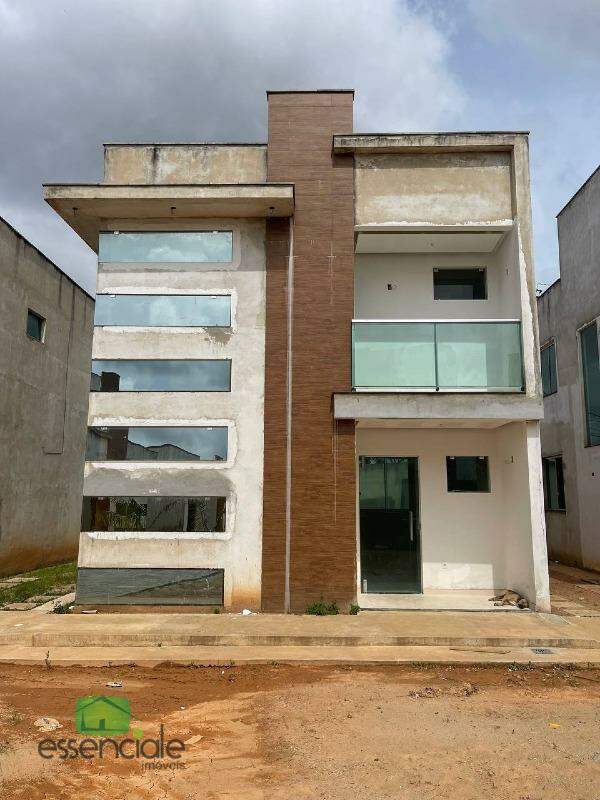 Casa de Condomínio para alugar com 3 quartos, 115m² - Foto 2