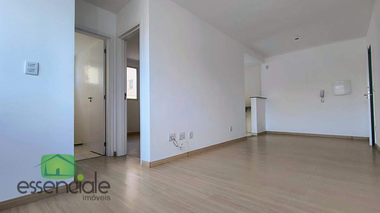 Apartamento à venda com 2 quartos, 51m² - Foto 2