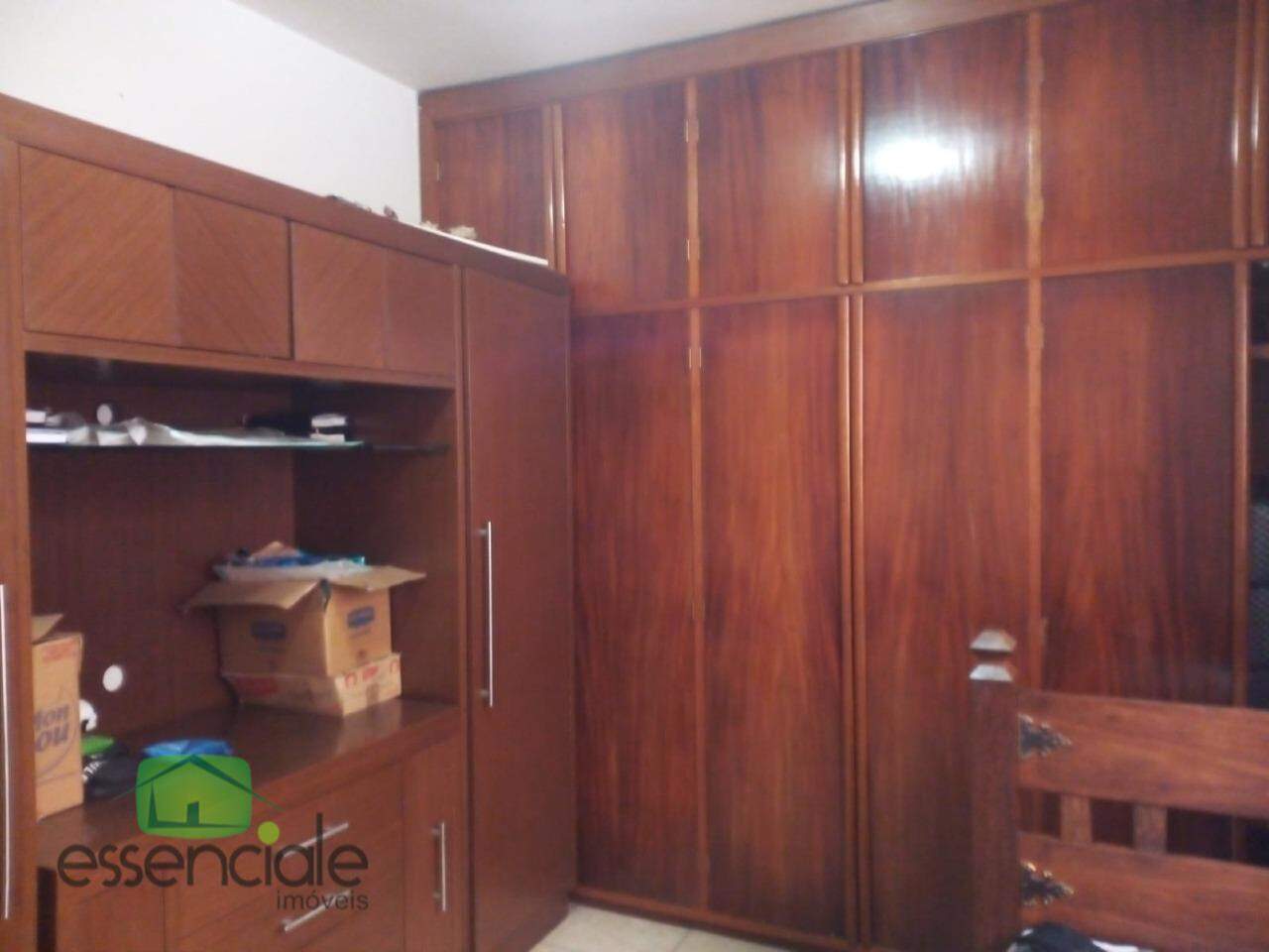 Casa para alugar com 4 quartos, 360m² - Foto 18