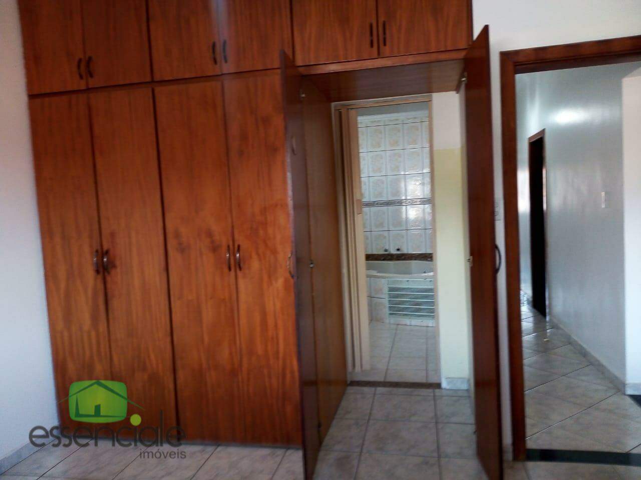 Casa para alugar com 3 quartos, 360m² - Foto 10