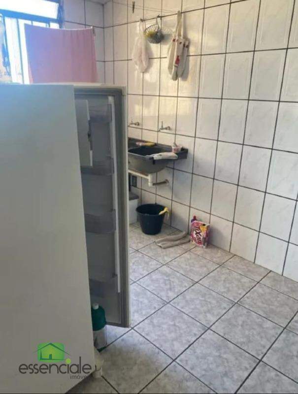 Apartamento à venda com 3 quartos, 80m² - Foto 9