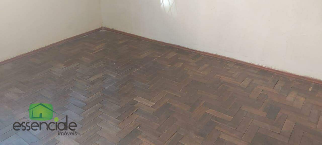 Apartamento à venda com 3 quartos, 50m² - Foto 2