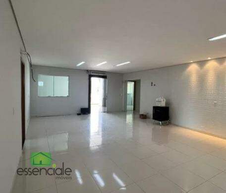 Casa para alugar com 6 quartos, 360m² - Foto 12