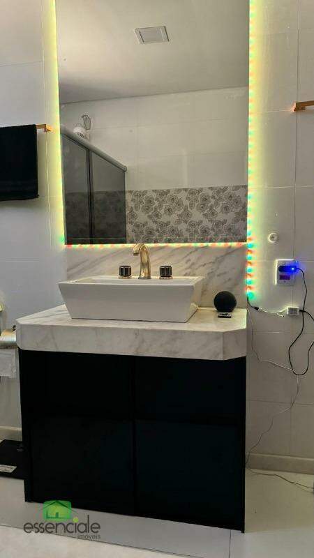 Casa à venda com 5 quartos, 350m² - Foto 18