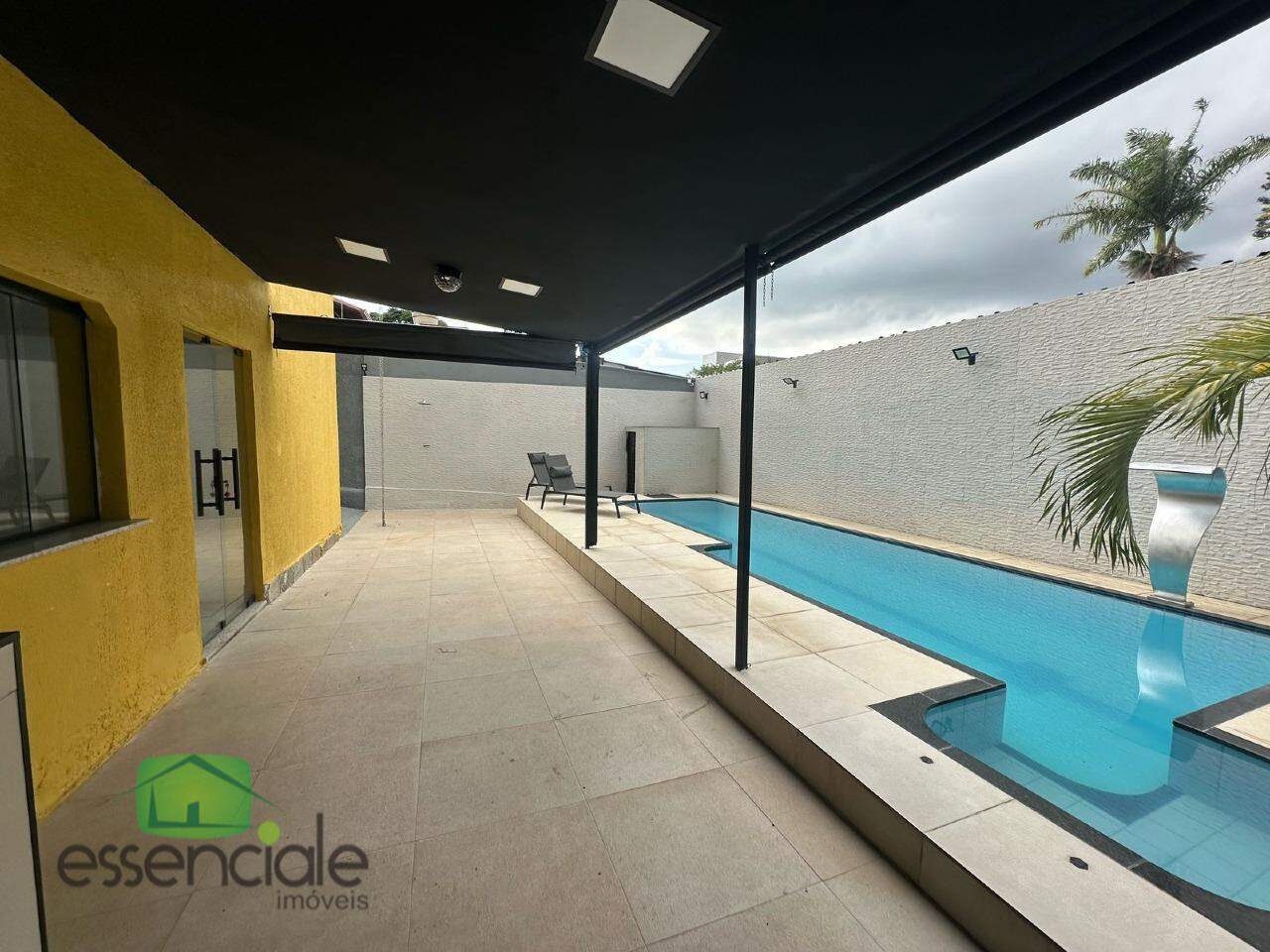 Casa à venda com 5 quartos, 350m² - Foto 3