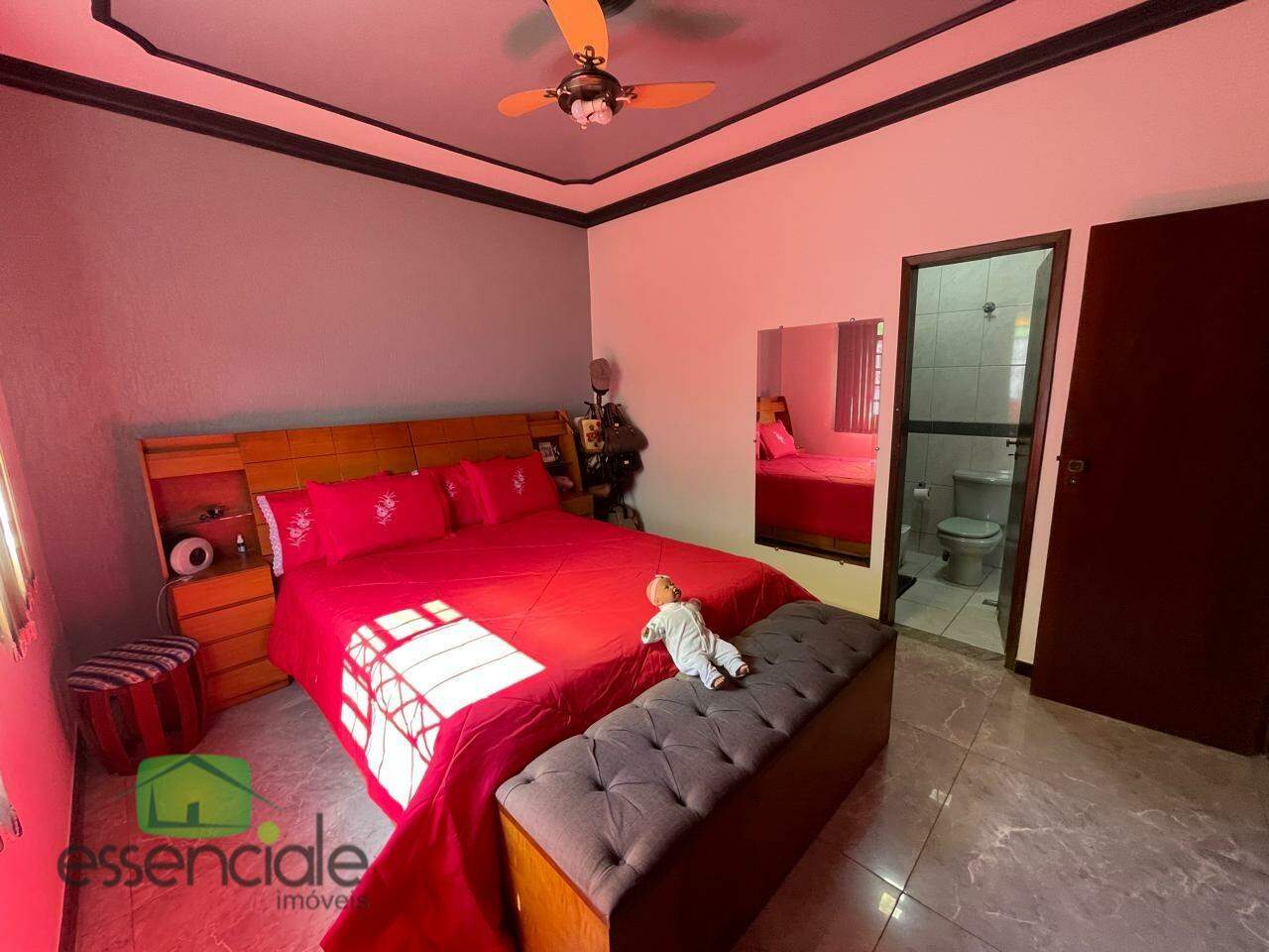 Casa à venda com 3 quartos, 200m² - Foto 23