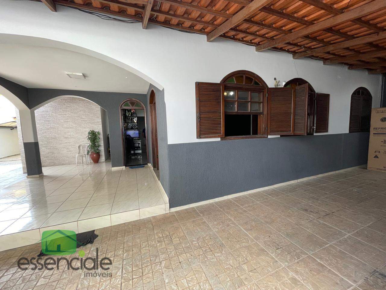 Casa à venda com 3 quartos, 200m² - Foto 3