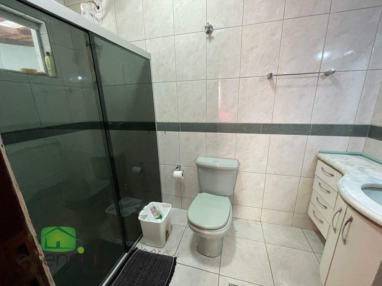 Casa à venda com 3 quartos, 200m² - Foto 25