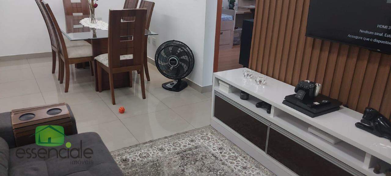 Apartamento à venda com 2 quartos, 69m² - Foto 1