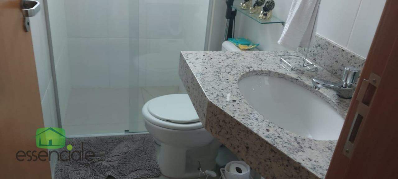Apartamento à venda com 2 quartos, 69m² - Foto 9