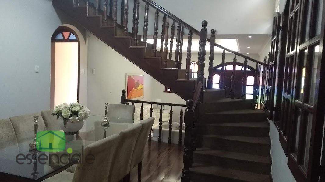 Casa para alugar com 6 quartos, 450m² - Foto 3