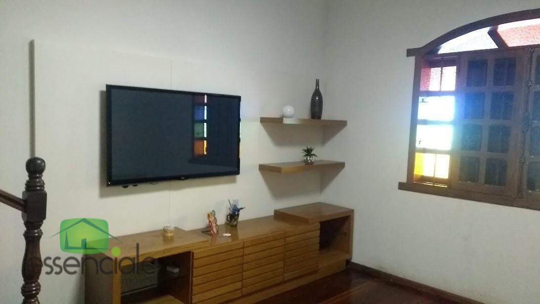Casa para alugar com 6 quartos, 450m² - Foto 17