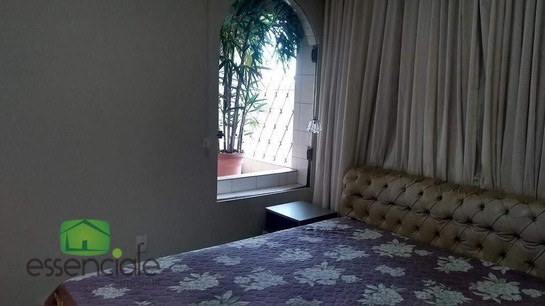 Casa para alugar com 6 quartos, 450m² - Foto 8