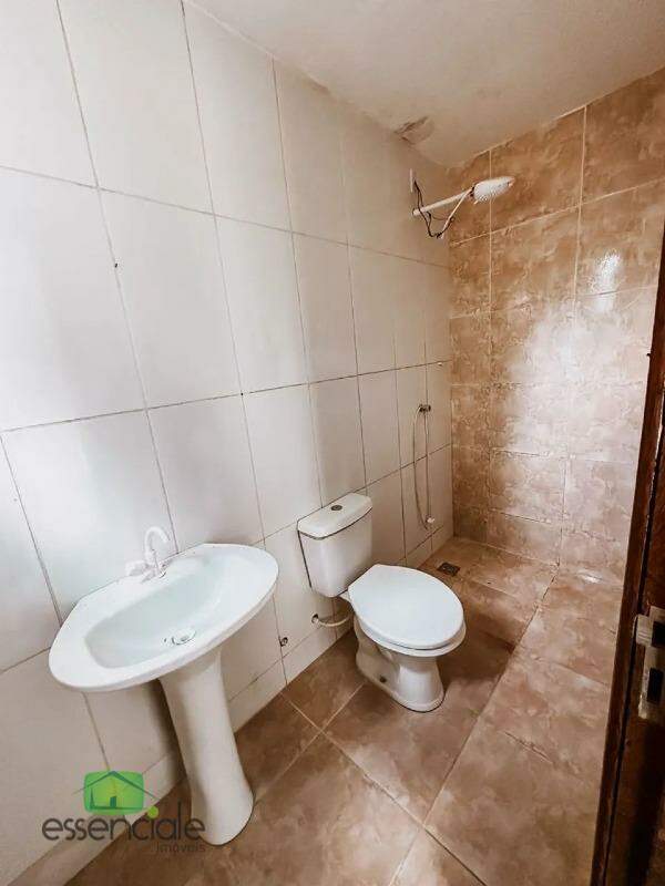 Casa para alugar com 3 quartos, 120m² - Foto 8