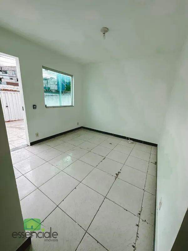 Casa para alugar com 3 quartos, 120m² - Foto 1