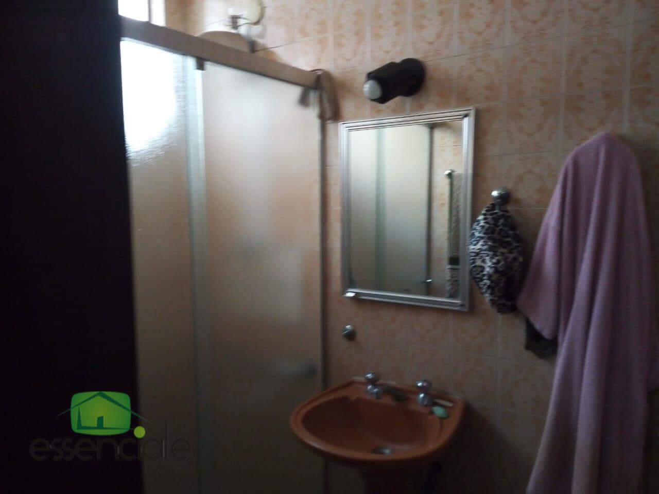 Casa para alugar com 3 quartos, 200m² - Foto 9