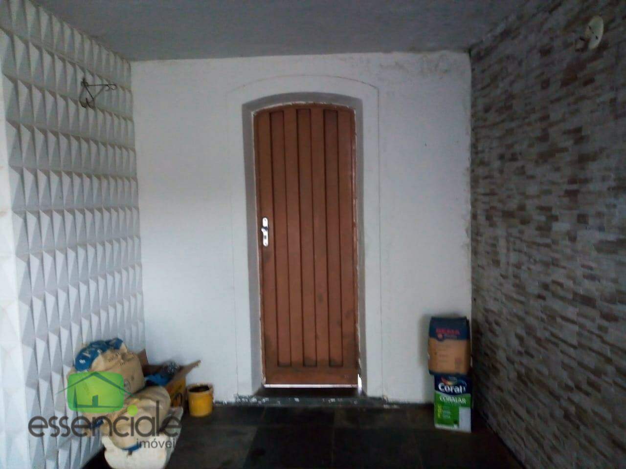 Casa para alugar com 3 quartos, 200m² - Foto 2