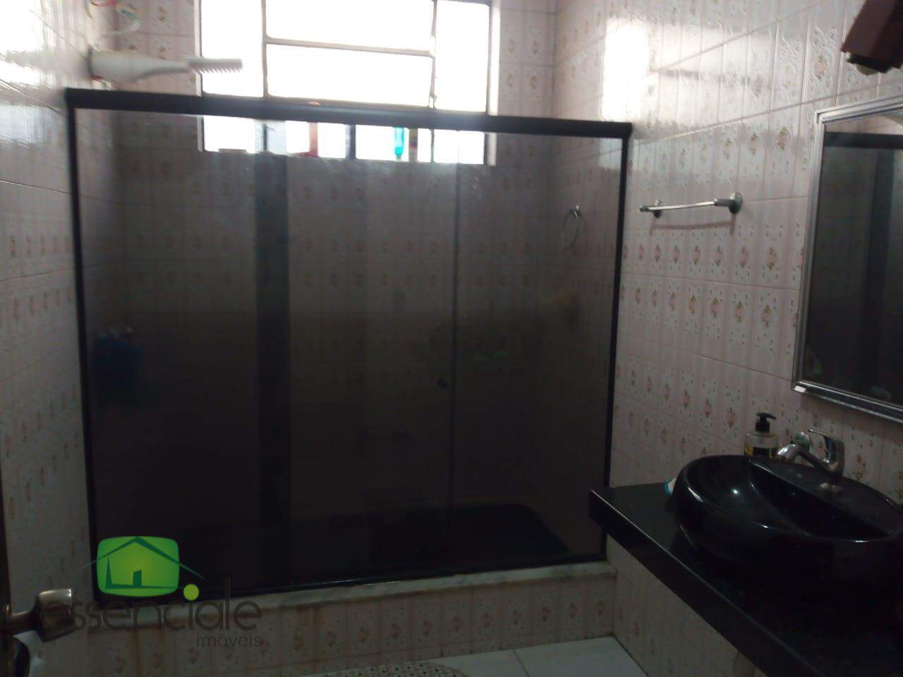 Casa para alugar com 3 quartos, 200m² - Foto 15