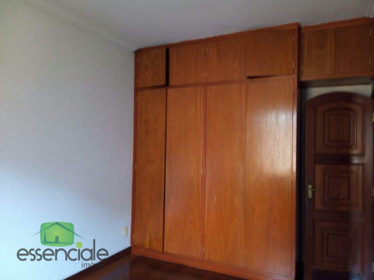 Casa para alugar com 4 quartos, 260m² - Foto 16