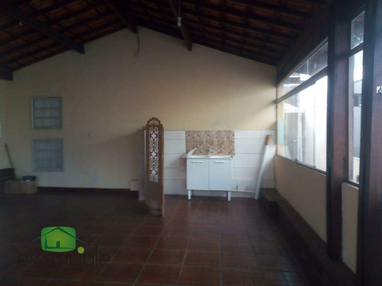 Casa para alugar com 4 quartos, 150m² - Foto 6