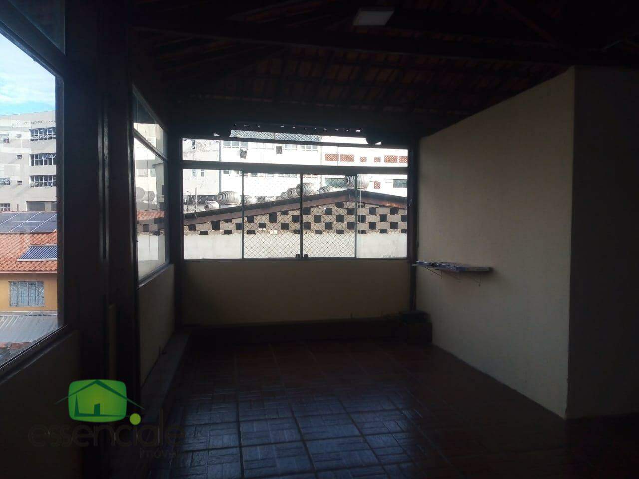 Casa para alugar com 4 quartos, 150m² - Foto 8