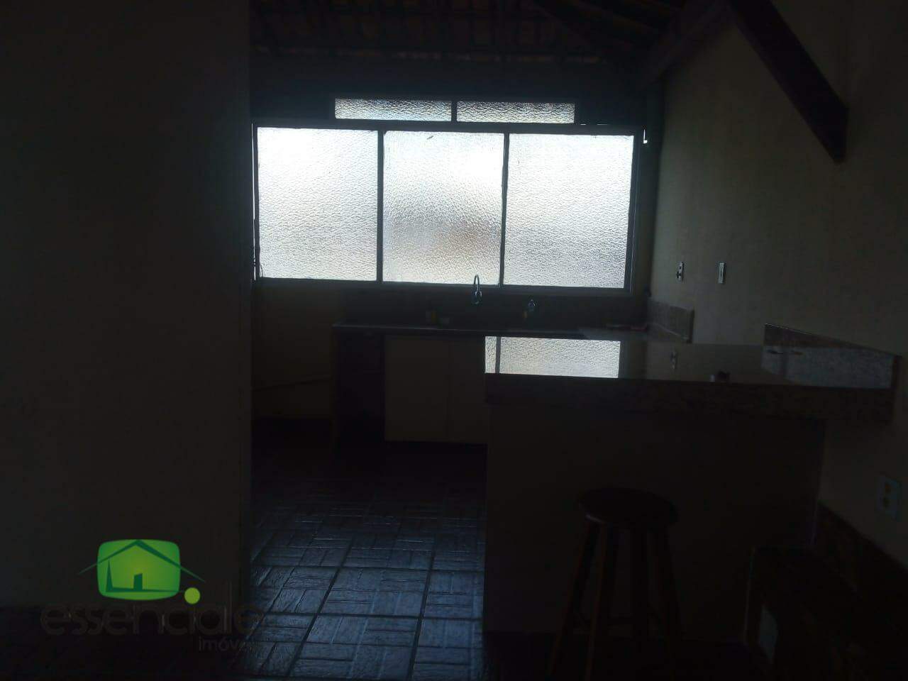 Casa para alugar com 4 quartos, 150m² - Foto 5