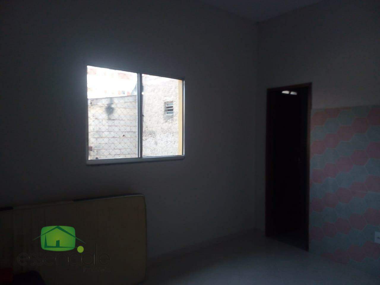 Casa para alugar com 4 quartos, 150m² - Foto 11