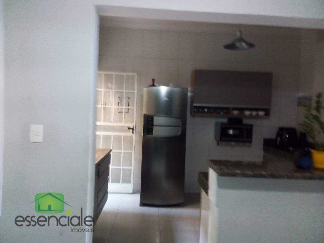 Casa para alugar com 3 quartos, 180m² - Foto 22