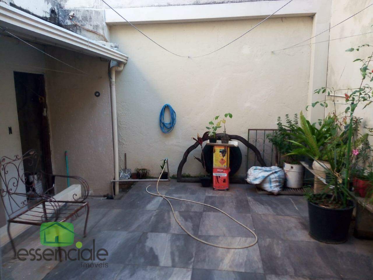 Casa para alugar com 3 quartos, 180m² - Foto 6