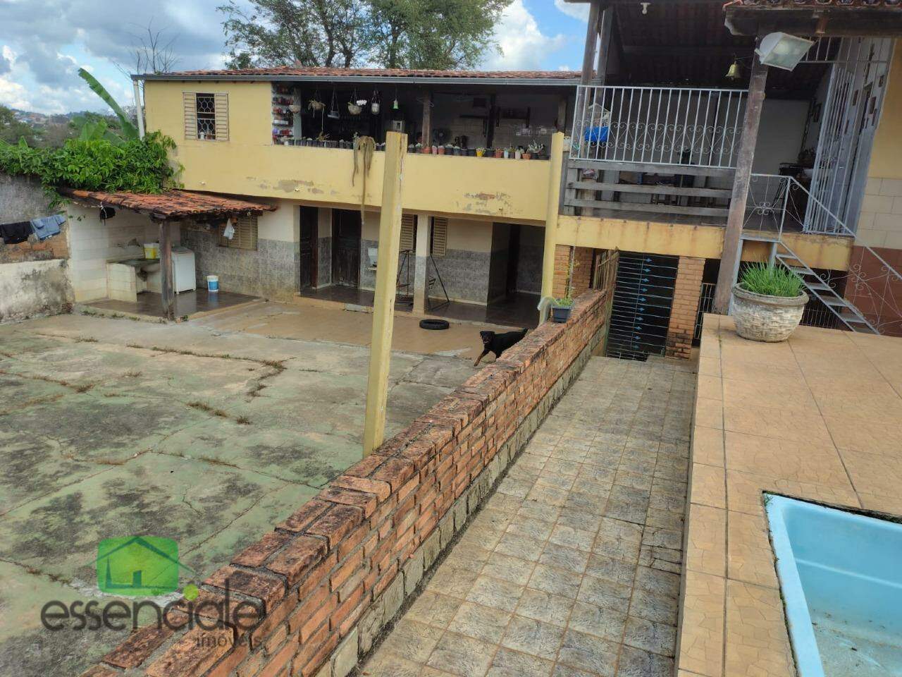 Sítio à venda com 3 quartos, 390m² - Foto 4