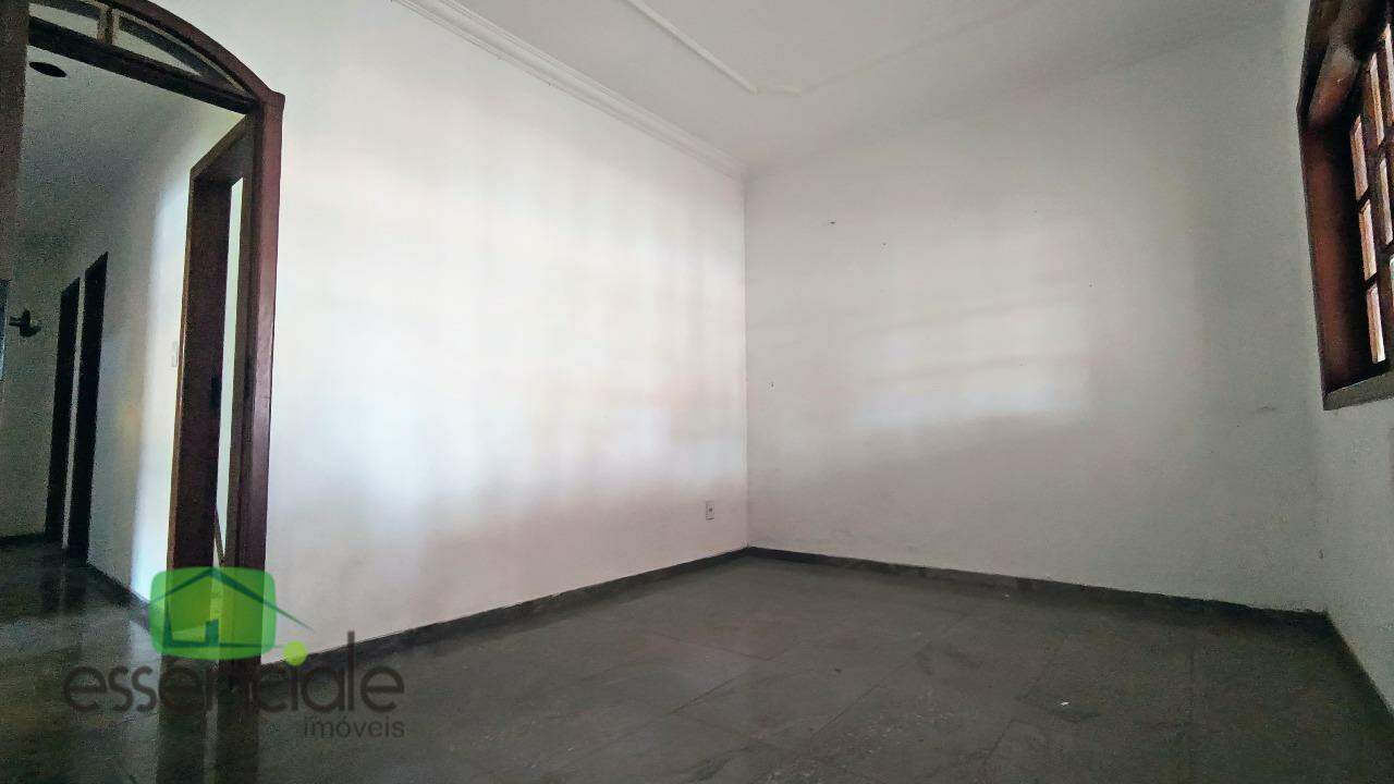 Casa para alugar com 4 quartos, 476m² - Foto 5
