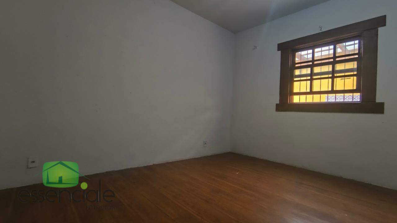 Casa para alugar com 4 quartos, 476m² - Foto 17