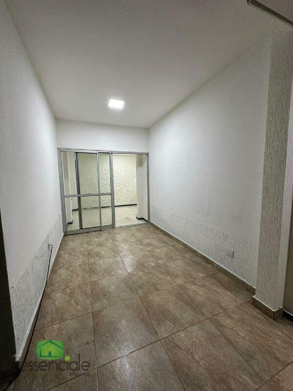 Casa para alugar com 3 quartos, 100m² - Foto 14