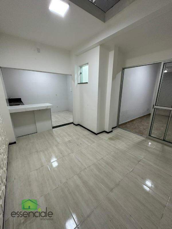 Casa para alugar com 3 quartos, 100m² - Foto 11