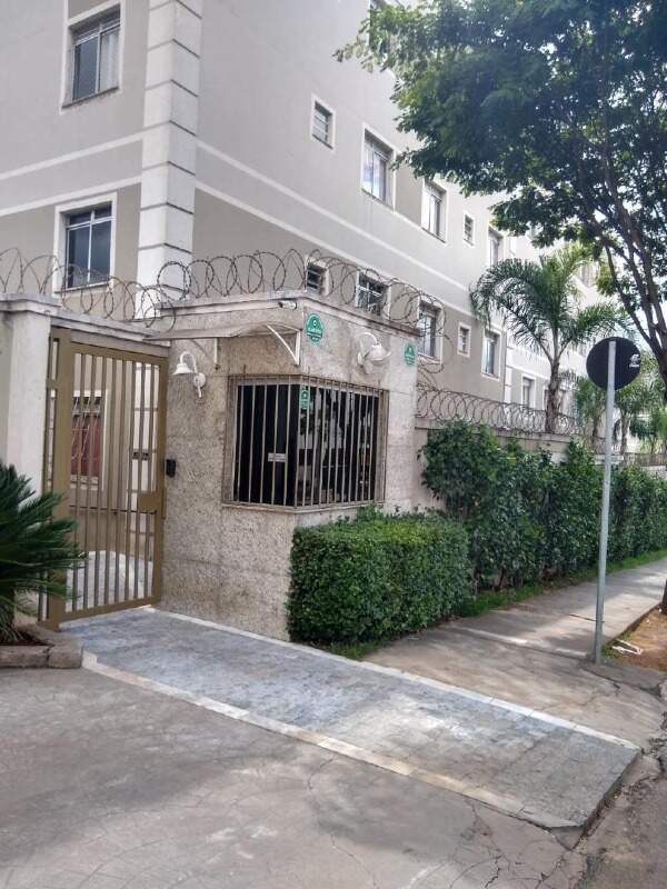 Apartamento para alugar com 2 quartos, 61m² - Foto 1
