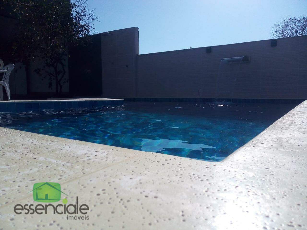 Casa à venda com 3 quartos, 300m² - Foto 8
