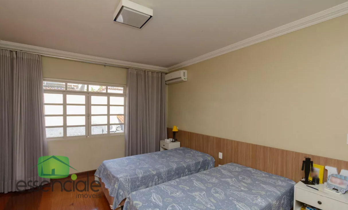 Casa para alugar com 3 quartos, 300m² - Foto 16