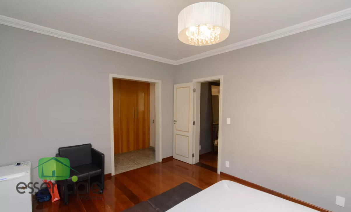 Casa para alugar com 3 quartos, 300m² - Foto 20