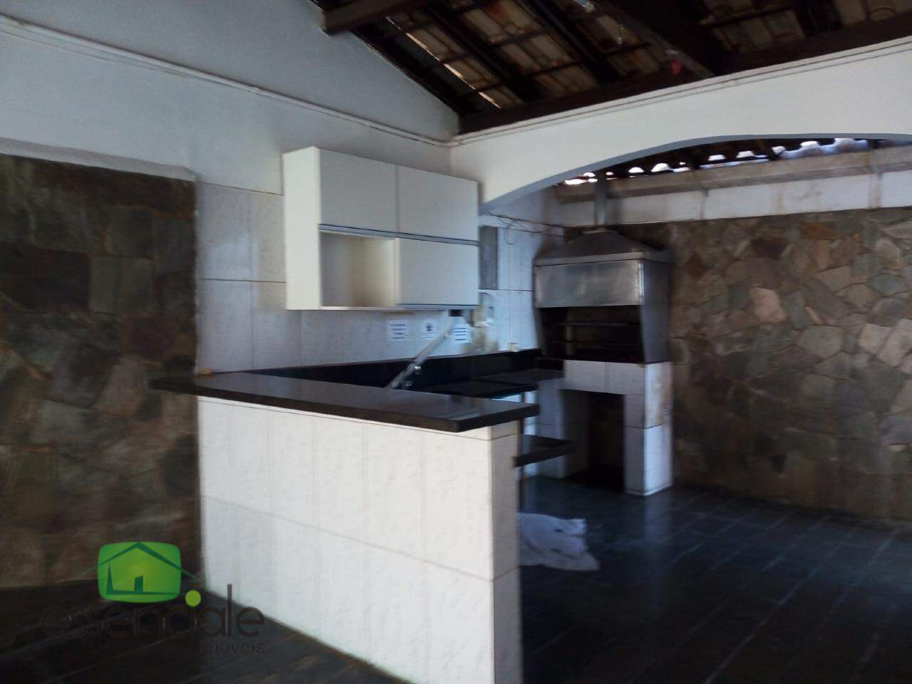 Casa para alugar com 6 quartos, 350m² - Foto 23