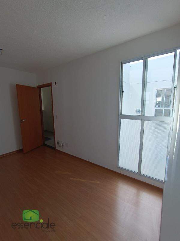 Apartamento à venda com 2 quartos, 38m² - Foto 2