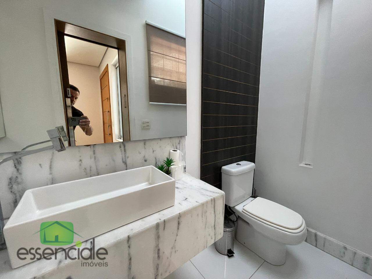 Casa à venda com 3 quartos, 310m² - Foto 6