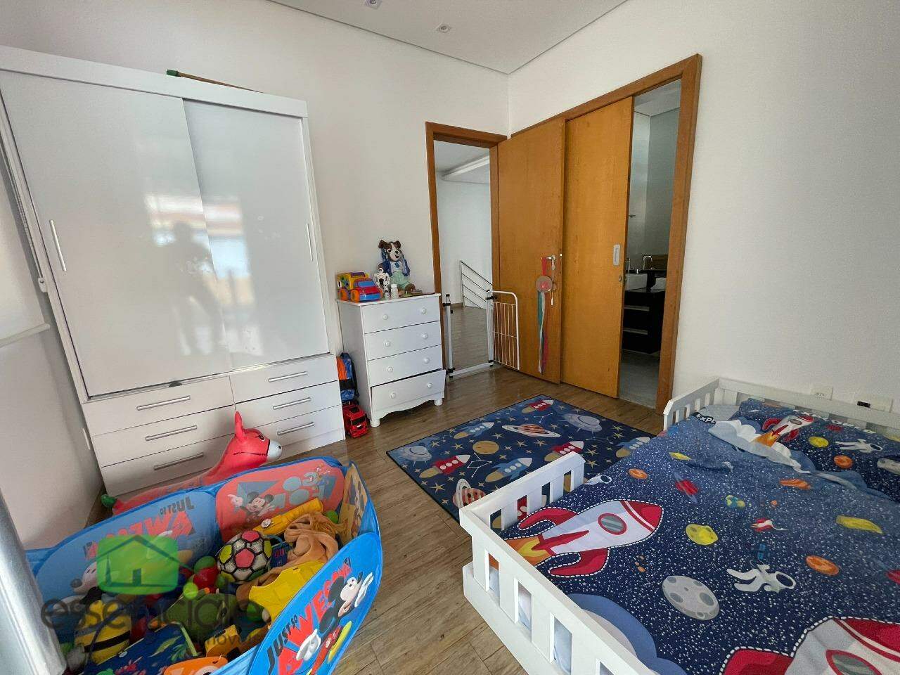 Casa à venda com 3 quartos, 310m² - Foto 21
