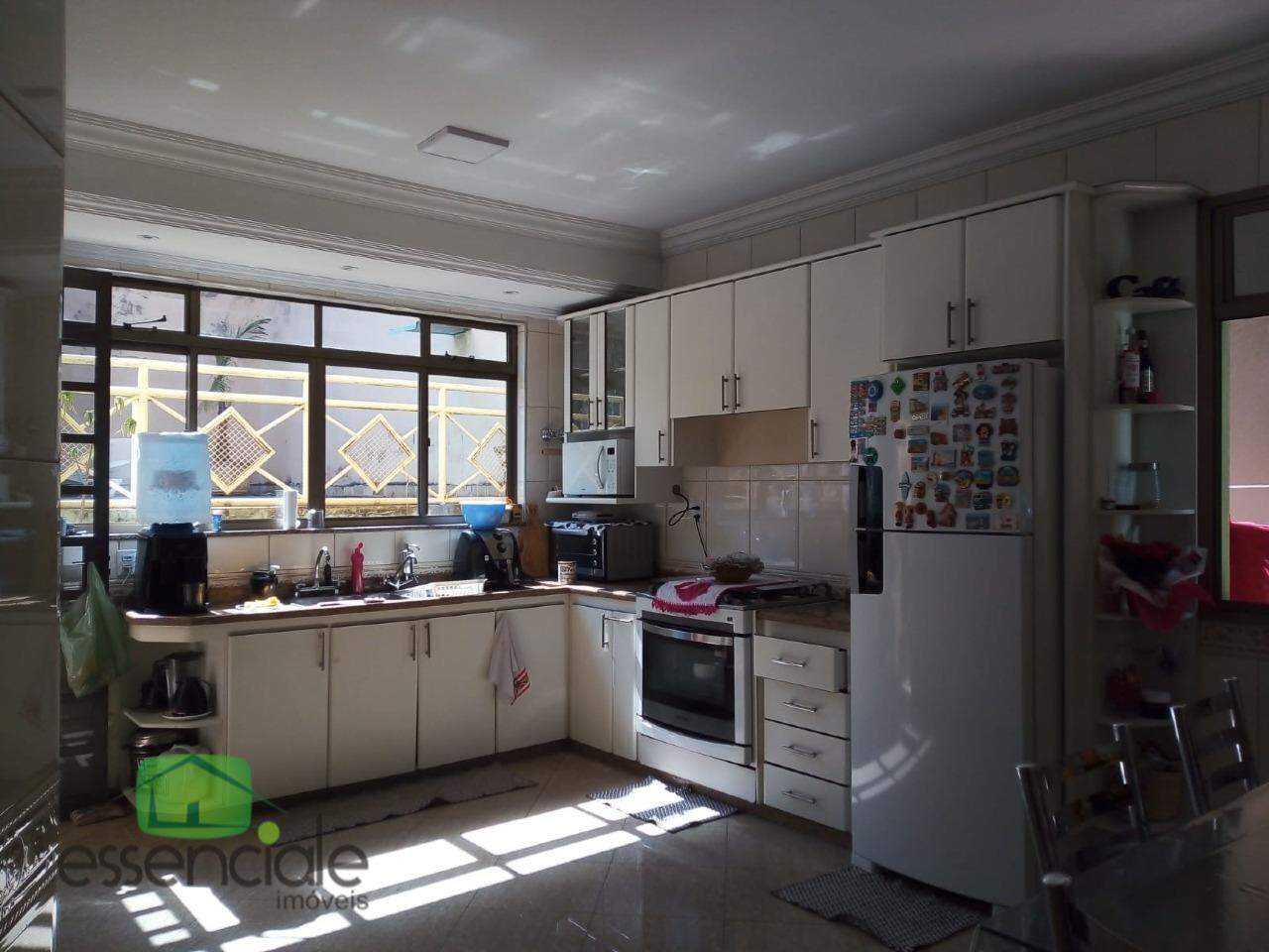 Casa para alugar com 1 quarto, 360m² - Foto 4