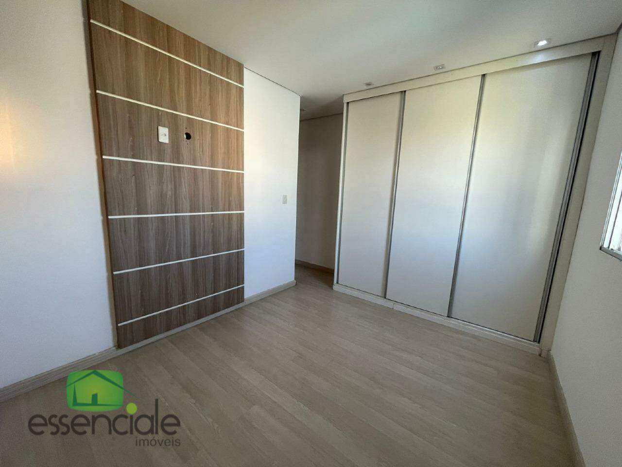 Apartamento à venda com 3 quartos, 85m² - Foto 10