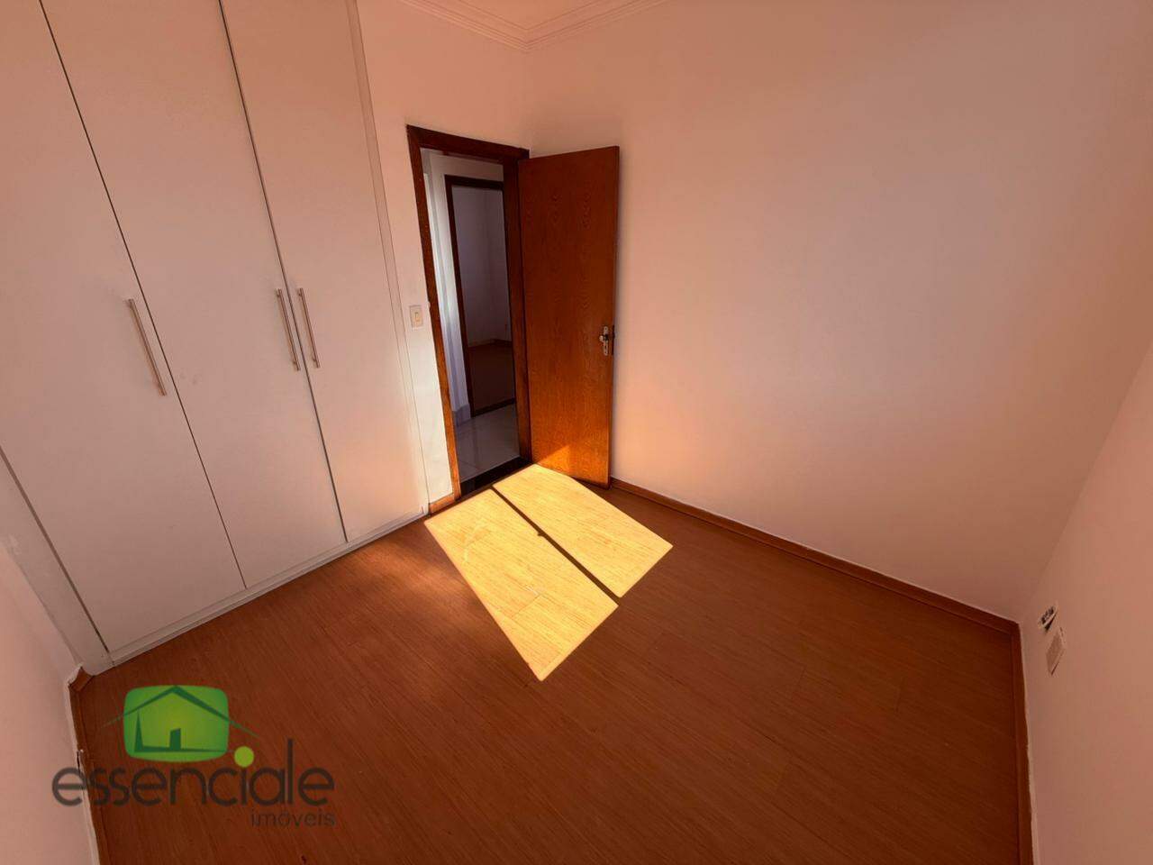 Cobertura para alugar com 3 quartos, 180m² - Foto 13
